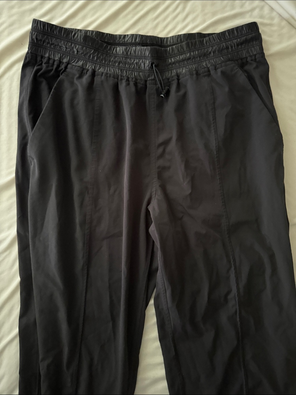 Lululemon Lightweight Black Elastic-Waist Joggers